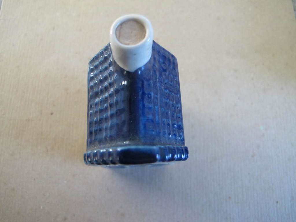 KLM - Reynebende KLM House Number 15 - Sealed with Jenever inside